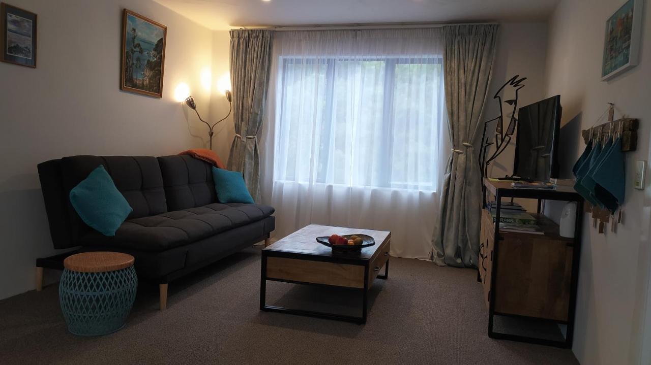 Luxury Stay, Alpaca Farm Paraparaumu Exterior foto